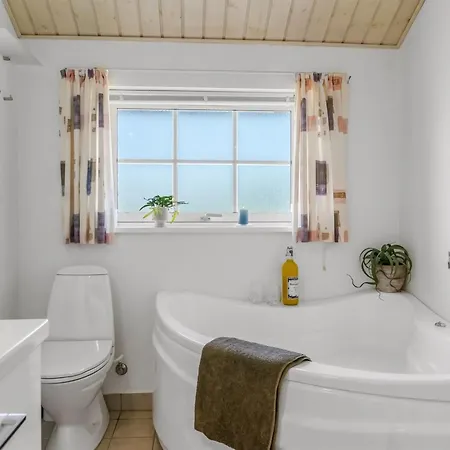 Anya - 650m From The Sea By Interhome Feriehus